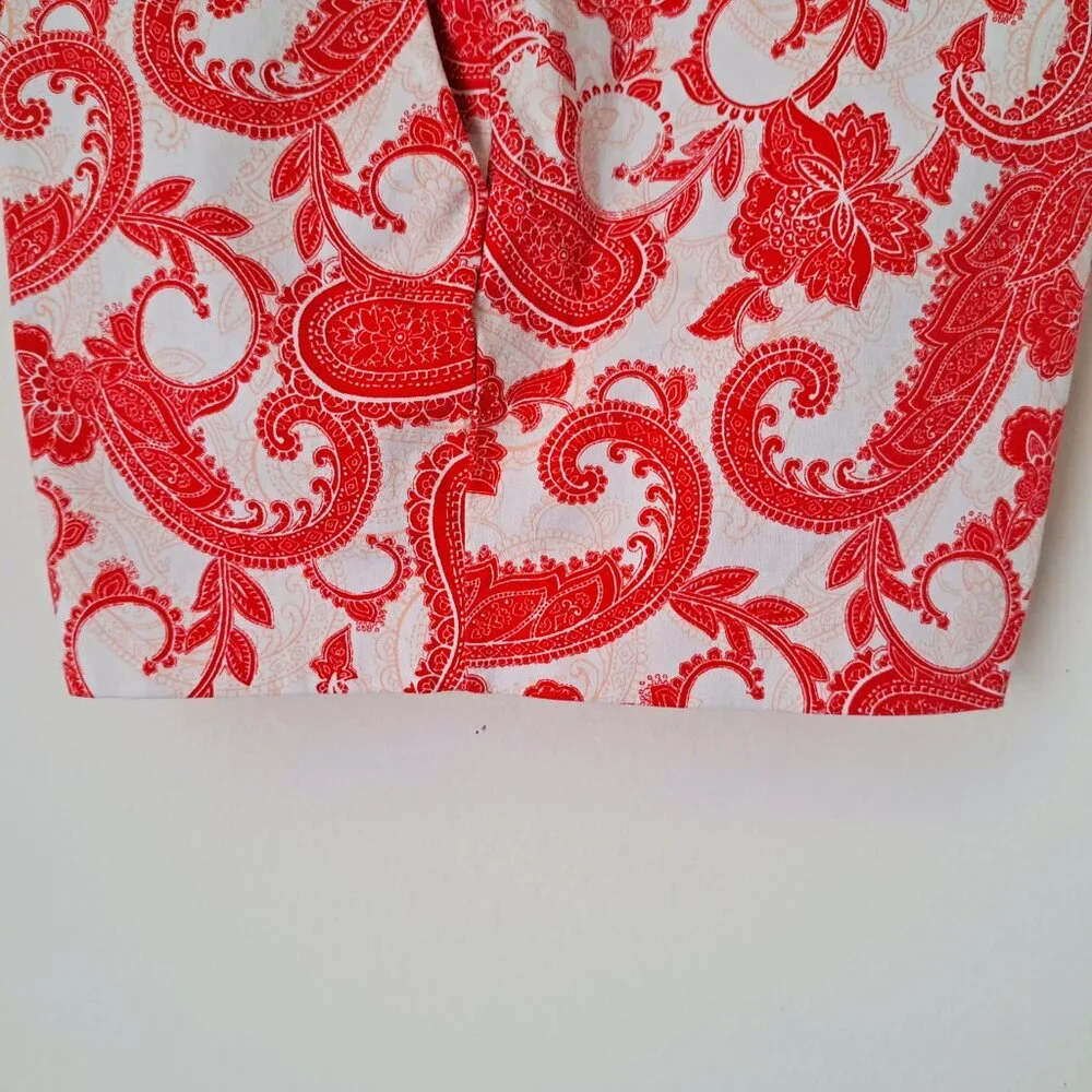 Kenji Women's Shorts Paisley White/Pink Size 10